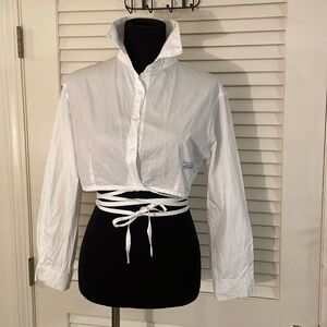 Dream Seven 77 White Crop Tie Front Back Button Down Shirt Top with Sleek Design